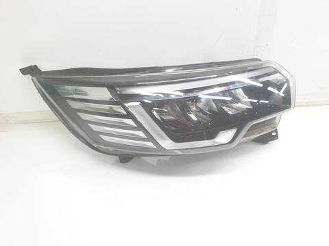 Faro Derecho Renault Trafic L1H1 28T