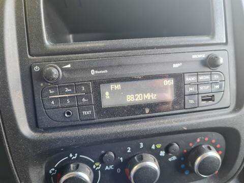 Sistema Audio Radio CD Renault Trafic L1H1 3 0T 170CV 125KW FURGON