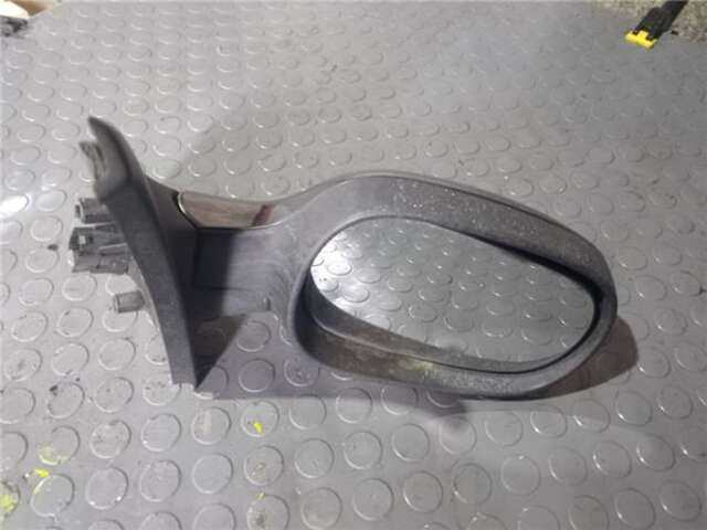 Retrovisor Derecho Renault Clio 1.5 AUTHENTIQUE [1.5 LTR. - 60 KW DCI DIESEL]