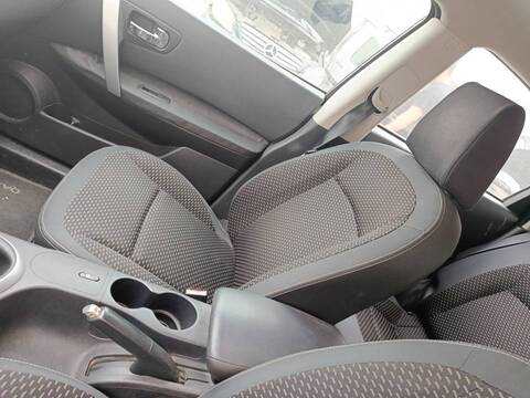 Asiento Delantero Derecho Nissan Qashqai MR20DE
