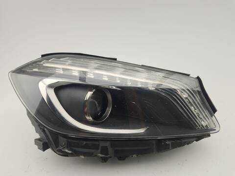 Foto 1ª: Faro Derecho Mercedes Clase A 140 A 200 CDI - D 176.008) 136CV 100KW [OM 651.930] (2014)