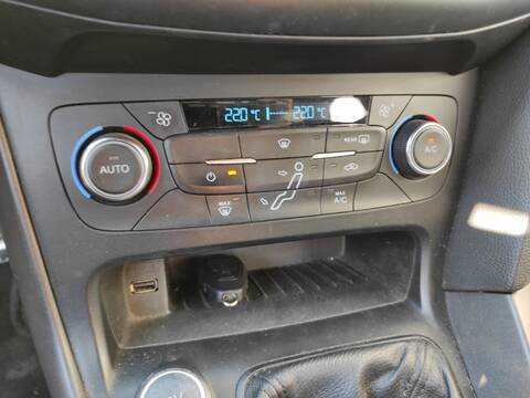 Mando Climatizador Ford Focus M1DD BERLINA