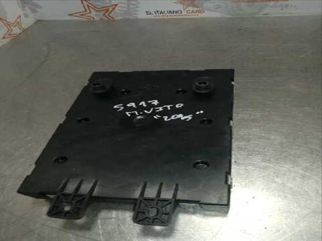 Foto 3ª: Caja Reles Fusibles Mercedes Vito 109/111 CDI LANG 447.703) 114CV 84KW [622951] (2015)