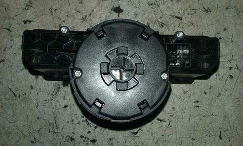 Foto 2ª: Mando Luces Mercedes Vito 109/111 CDI LANG 447.601) 114CV 84KW [R9M502] (2014)