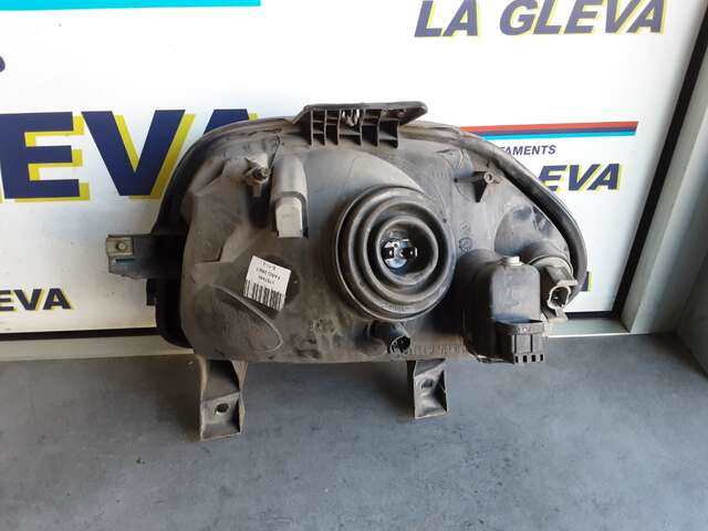 Foto 2ª: Faro Derecho Renault Clio 1.2 8V (2000)