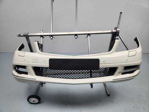 Paragolpes Delantero Mercedes Clase C 160 C 220 CDI 204.008) BERLINA 170CV 125KW
