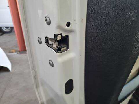 Cerradura Puerta Delantera Izquierda Fiat Ducato 130 RS 4035 MM) L4H2) 131CV 96KW FURGON