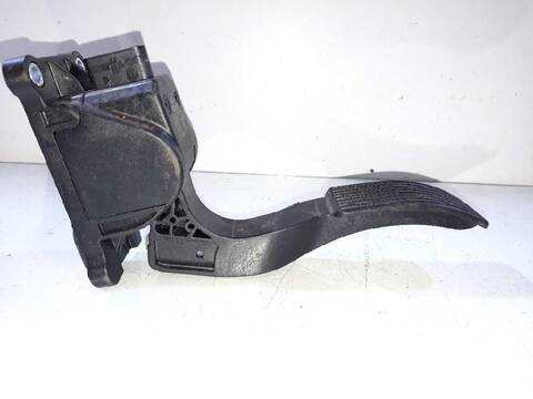 Foto 2ª: Pedal Acelerador Mercedes Clase V 200 V 250 CDI/BT AVANTGARDE/EDITION 4MATIC 447.813) 190CV 140KW (2014)