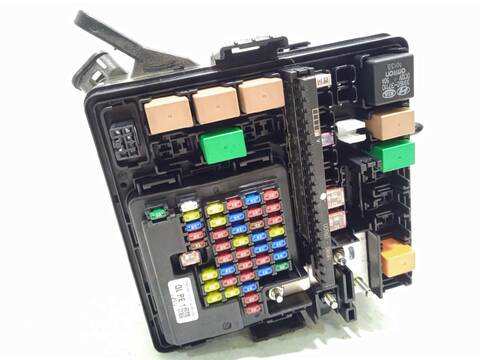 Foto 2ª: Caja Reles Fusibles Kia Sportage 1.6 CAT 132CV 97KW [G4FD] (2019)