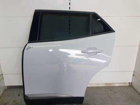 Puerta Trasera Izquierda Peugeot 2008 1.2 PURETECH 100 101CV 74KW
