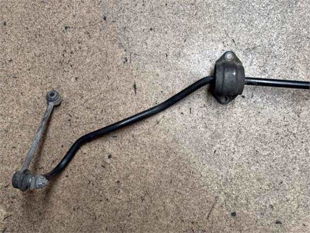 Foto 3ª: Barra Estabilizadora Trasera Bmw Serie 3 315 2.0 320D [2.0 LTR. - 130 KW TURBODIESEL CAT] [N47 D20 A]