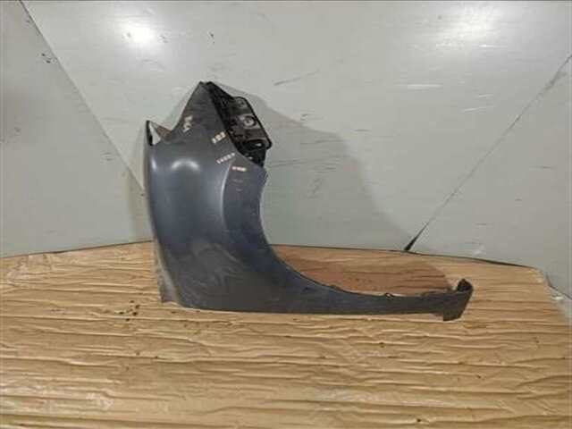 Aleta Delantera Derecha Suzuki Swift BASIC