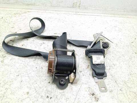 Cinturón Trasero Izquierdo Nissan Qashqai ACENTA 141CV 104KW