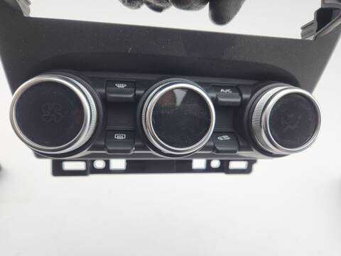 Foto 3ª: Mando Calefacción A. A. Renault Captur TECHNO 140CV 103KW [H5H490] (2022)