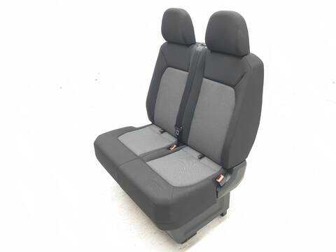 Foto 3ª: Asiento Delantero Derecho Volkswagen Crafter 35 FURGON BL CON VOL TA FWD (2017)