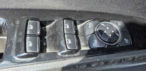Botonera Elevalunas Ford Mondeo BUSINESS EDITION 150CV 110KW
