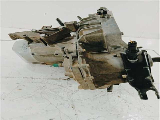 Foto 3ª: Caja Cambios Renault Clio 1.9 DIESEL 64CV 47KW [F8Q 630] (1998)