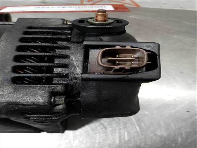 Foto 4ª: Alternador Toyota Corolla 2.0 D-4D TERRA BERLINA 110CV 81KW [1CDFTV] (2006)