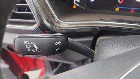 Foto 2ª: Mando Multifuncion Volkswagen T-Cross 1.0 TSI 110CV 81KW [DLAA] (2021)