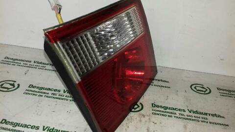 Foto 3ª: Piloto Trasero Izquierdo Kia Carens 2.0 TD CAT 113CV 83KW [D4EA] (2006)