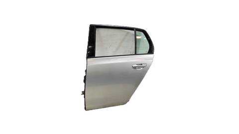 Puerta Trasera Izquierda Volkswagen Golf 1.6 TDI 90CV