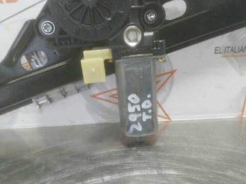 Foto 2ª: Elevalunas Manual Trasero Derecho Mercedes Clase C 160 270 CDI 203.016) BERLINA 170CV 125KW [612962] (2003)