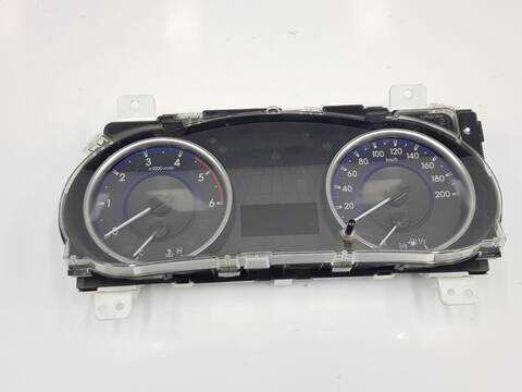 Cuadro de Instrumentos Toyota Hilux 2GDFTV 150CV