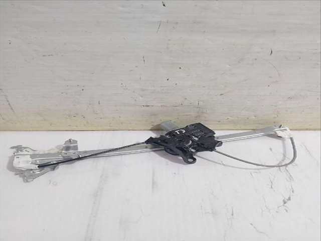 Foto 2ª: Elevalunas Manual Trasero Derecho Toyota Rav4 2.0 MXAA52) 175CV [M20A-FKS] (2018)