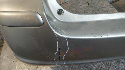 Foto 3ª: Paragolpes Trasero Toyota Avensis 1.8 SOL 129CV 95KW [1ZZFE] (2007)