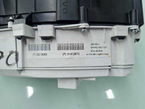 Foto 2ª: Cuadro de Instrumentos Volvo V40 MOMENTUM 114CV 84KW [D4162T] (2015)