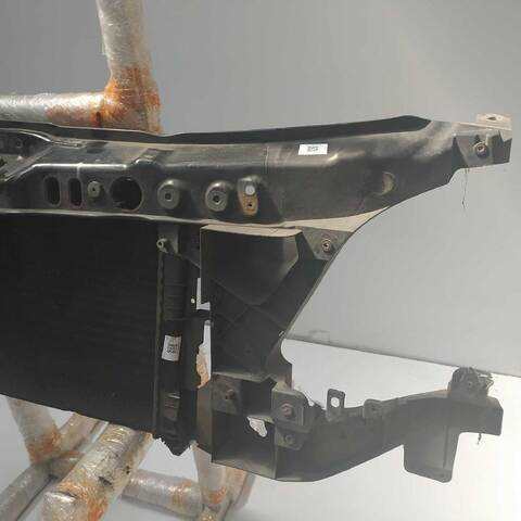 Paragolpes Delantero Mercedes Sprinter 315 CDI 906.631 906.633 906.635 906.637) FURGONETA