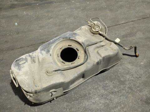Foto 1ª: Deposito de Combustible Jeep Cherokee 2.8 CRD 4X4 163CV 120KW [ENR] (2008)