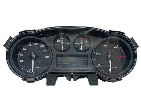 Cuadro de Instrumentos Iveco Daily FG H2 33 S ... V BATALLA 3520 L 116CV
