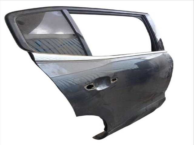 Foto 3ª: Puerta Trasera Derecha Citroen C5 1.2 PURETECH 130 ARHNSJ) (2018)