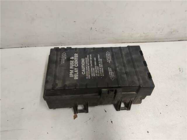 Foto 2ª: Caja Reles Fusibles Chrysler Voyager 2.5 CRD SE GRAND VOYAGER [2.5 LTR. - 105 KW CRD CAT] [VM07C]