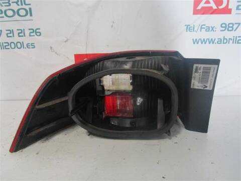 Foto 2ª: Piloto Trasero Derecho Renault Laguna 1.8 16V BG0C BG0V) 121CV 89KW [G/ F4P C 7] (2001)