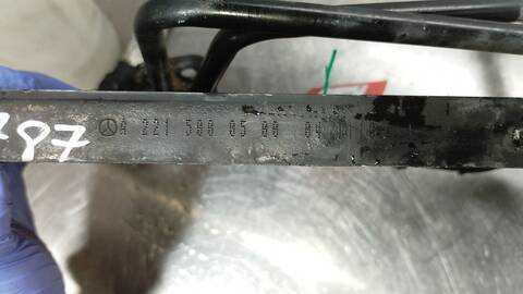 Foto 2ª: Radiador Aceite Mercedes Clase S 220 500 221.071) BERLINA 388CV 285KW [M273961] (2006)