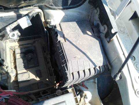 Foto 3ª: Caja Reles Fusibles Volkswagen Caddy LIFE 75CV 55KW [BSU] (2007)