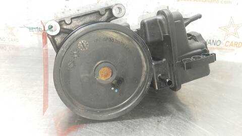 Foto 1ª: Bomba de Direccion Mercedes Clase C 160 C 200 CDI 204.007) BERLINA 136CV 100KW [651913] (2010)