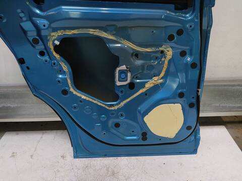 Foto 2ª: Puerta Trasera Izquierda Nissan Juke HR10 117 CV 86KW [HR10DDT] (2021)