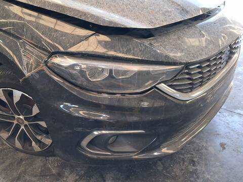 Foto 3ª: Paragolpes Delantero Fiat Tipo 1.4 356WXF1B) 120CV 88KW [940B7000] (2019)