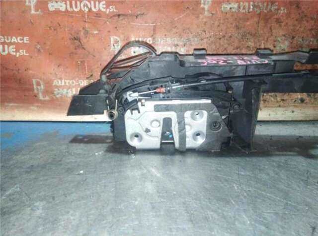 Foto 3ª: Cerradura Puerta Delantera Izquierda Hyundai H1 2.5 TD [D4BF]
