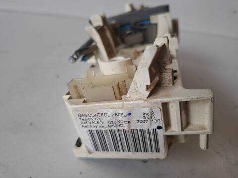 Foto 3ª: Mando Calefacción A. A. Peugeot Partner 9HW (2008)