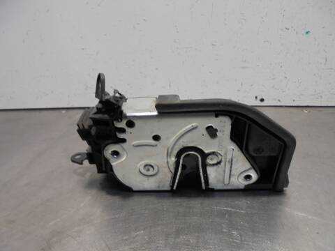 Foto 3ª: Cerradura Puerta Delantera Izquierda Bmw Serie 1 114 2.0 16V BERLINA 143CV 105KW [N47D20C] (2010)