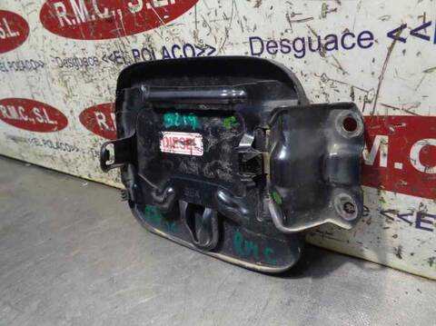 Foto 2ª: Tapa Exterior Combustible Honda Accord 2.4 EXECUTIVE BERLINA 190CV 140KW [K24A3] (2004)
