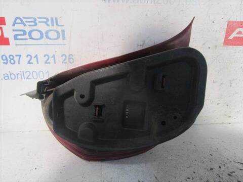 Foto 2ª: Piloto Trasero Derecho Citroen C5 2.2 HDI DC4HXB DC4HXE) BERLINA 133CV 98KW [4HX (DW12TED4/FAP)] (2001)