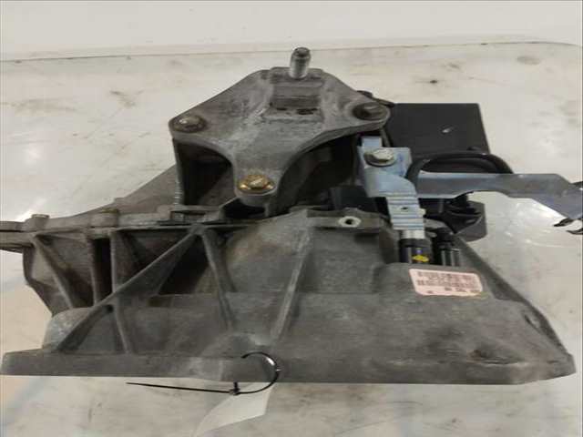 Foto 2ª: Caja Cambios Ford Fiesta AMBIENTE 90CV 66KW [HHJA] (2005)