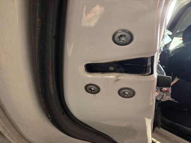 Cerradura Puerta Trasera Izquierda Toyota Auris HYBRID ACTIVE 136CV 100KW