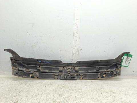 Foto 2ª: Rejilla Delantera Mitsubishi Outlander 2.2 DI-D CAT 150CV 110KW [4N14] (2014)
