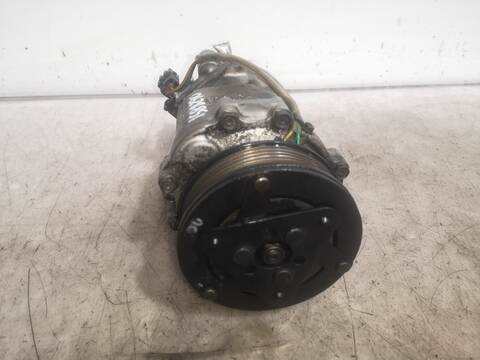 Foto 3ª: Compresor Aire Acondicionado Volkswagen Polo AMF BERLINA (2000)